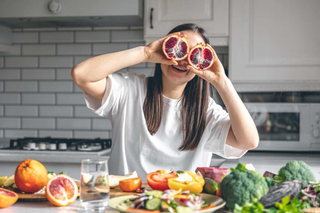 How to Get Rid of Food Noise: Lifestyle, Nutrition, and Mindset Tips